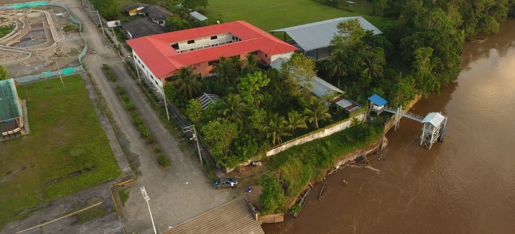 Construcci&oacute;n del Parque Oro Negro en Nueva Loja